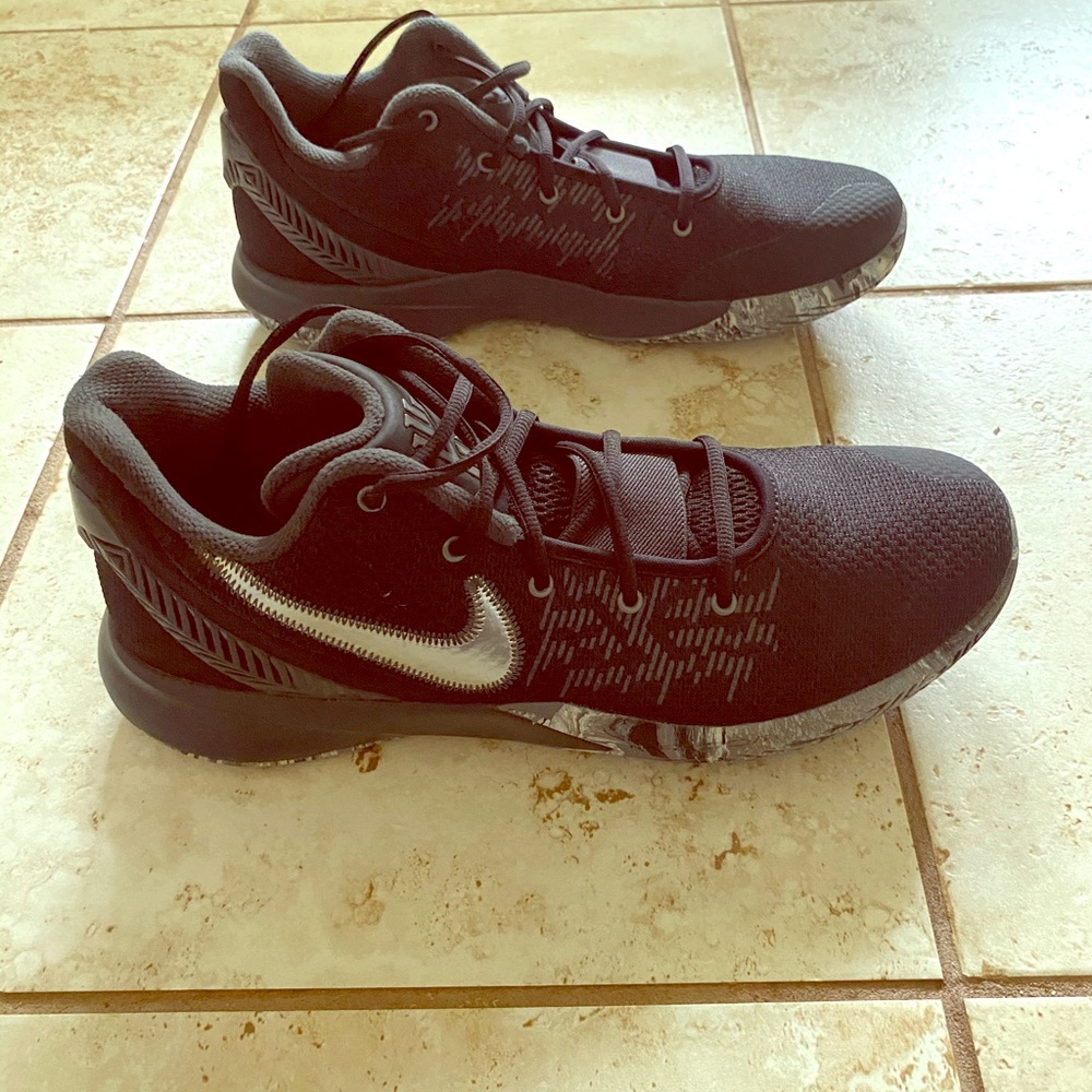 Kyrie Irving basketball shoes